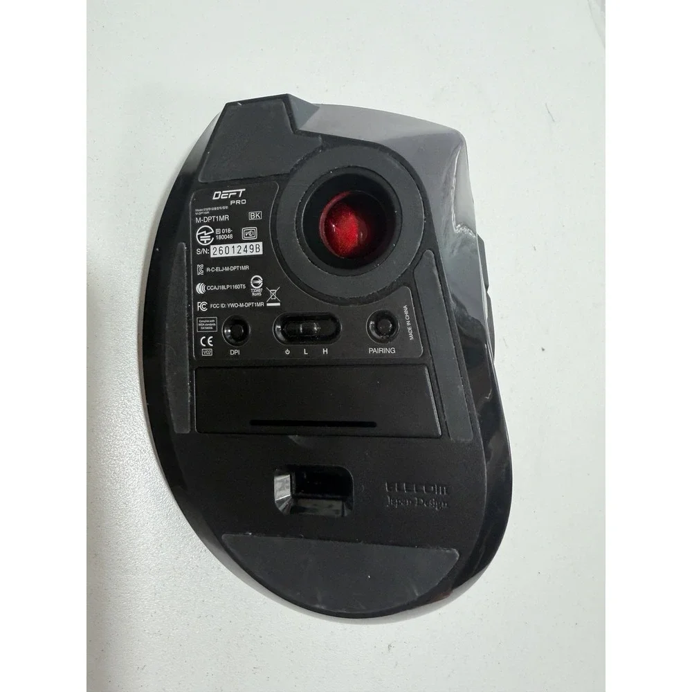 Elecom Deft Pro Trackball Mouse M-DPT1MR Wireless Ergonomic 8 Button No Cable